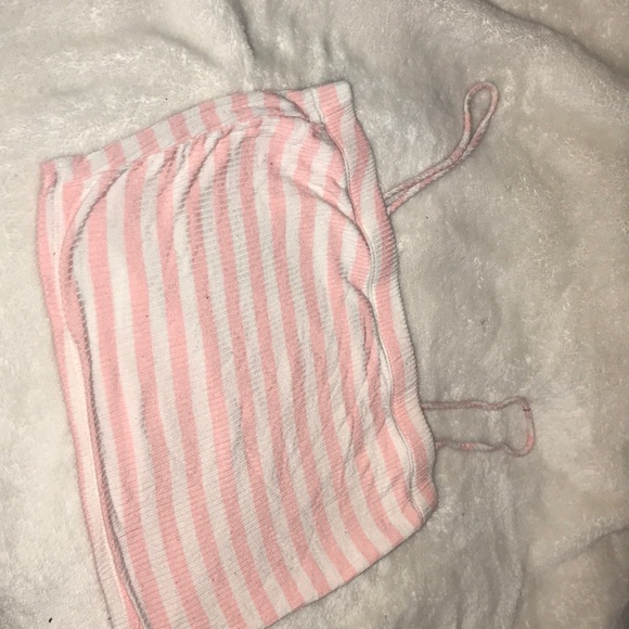 PacSun Tops - Pink tank top crop top